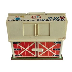 Vintage 1967 Fisher Price Family Play Farm #915 Little People Barn Only